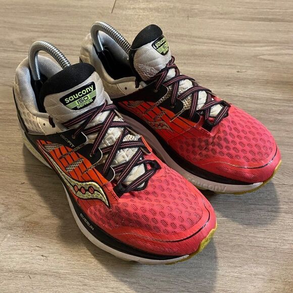 Saucony Triumph ISO 2 Sneakers Size 9